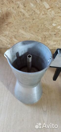 Кофеварка гейзерного типа