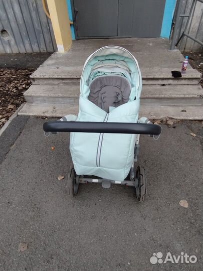 Продам коляску 2 в 1