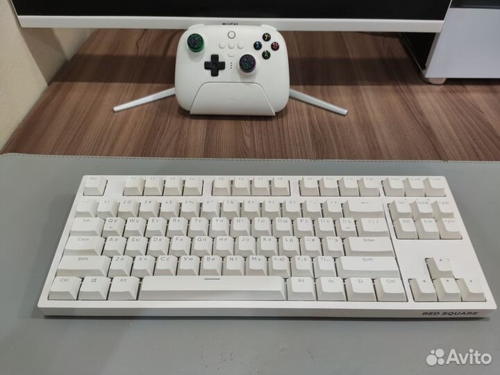 Кастомная Red square keyrox tkl classic v3