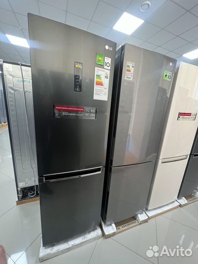 Холодильник новый