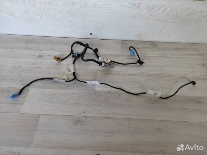 Проводка двери передняя правая Volkswagen Golf 5