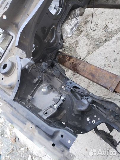 Лонжерон передний правый Volkswagen Passat B6 cdaa