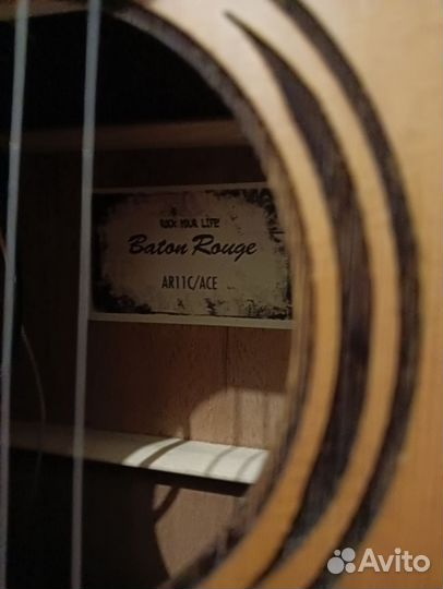 Акустическая гитара baton rouge