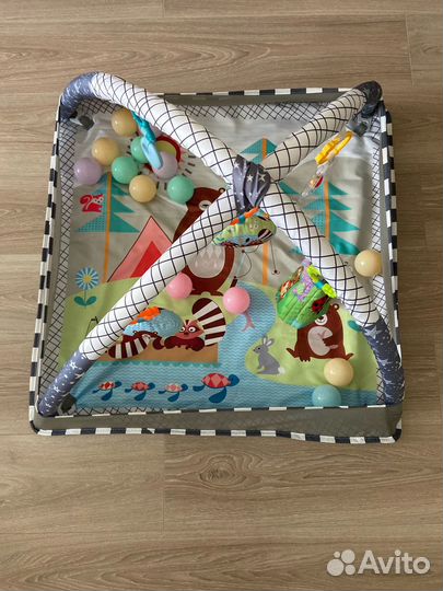 Развивающий коврик Funkids с игрушками Play Ground