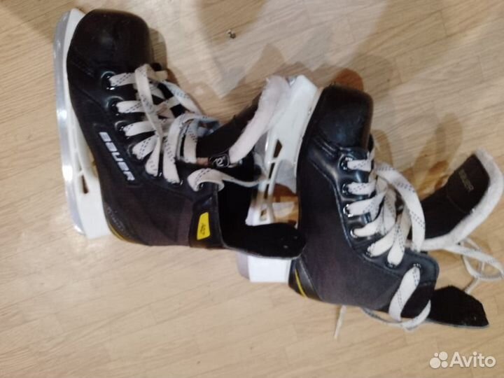 Хоккейные коньки детские