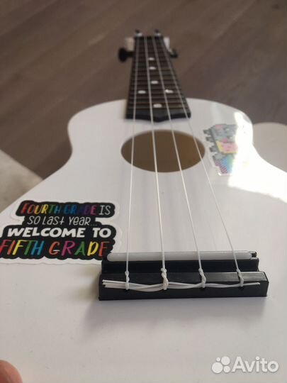 Гитара укулеле