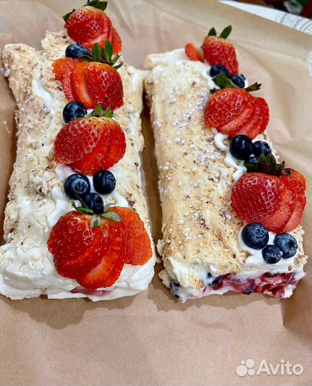 Меренговый рулет из натуральных ингредиентов