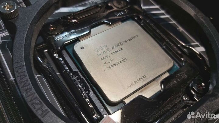 Huananzhi Gaming X99-F8 Xeon E5-2678 V3 32Gb DDR4