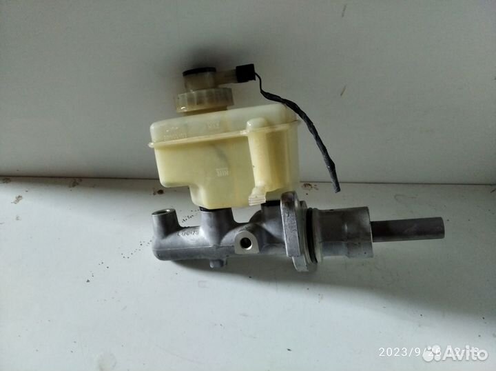 Главный тормозной цилиндр Bmw 5/7 E39/E38(3.0)