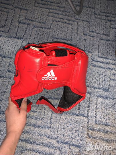 Боксерский шлем adidas