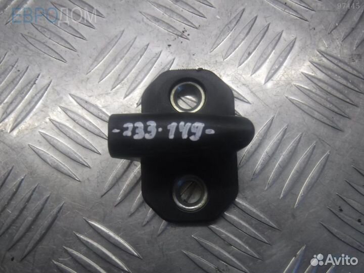 Петля двери mercedes W211 s1109491