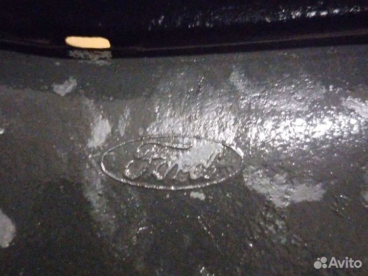 Брызговик передний правый ford focus III 2011-2019