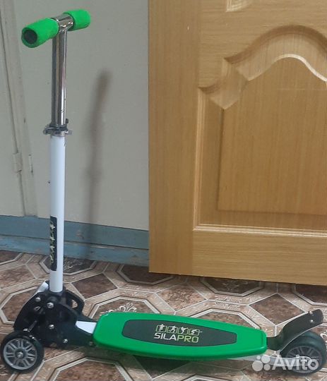 Самокат детский трехколесный