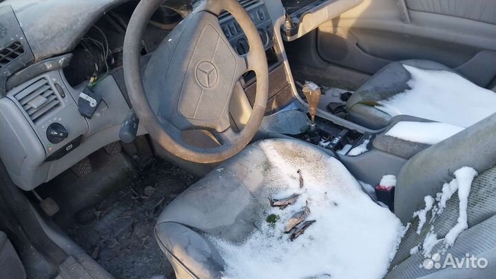 Mercedes e-класс