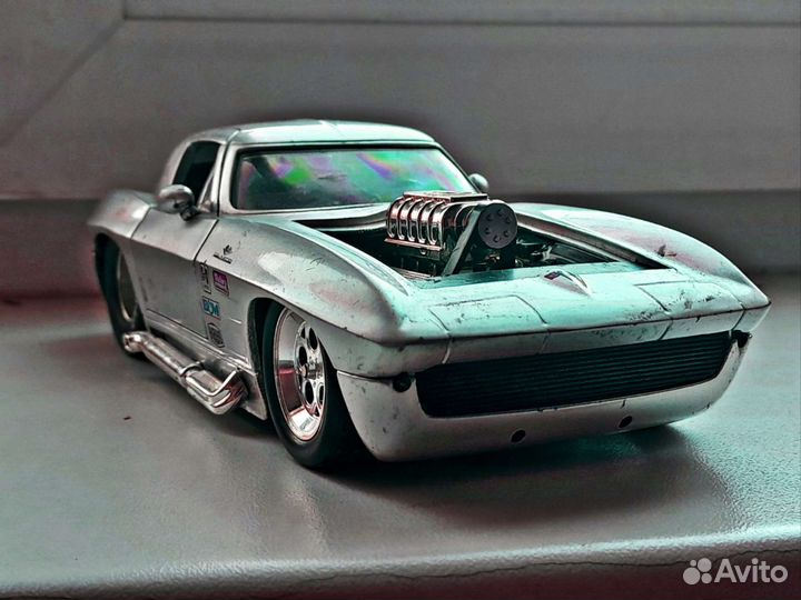 Модель Chevrolet Corvette
