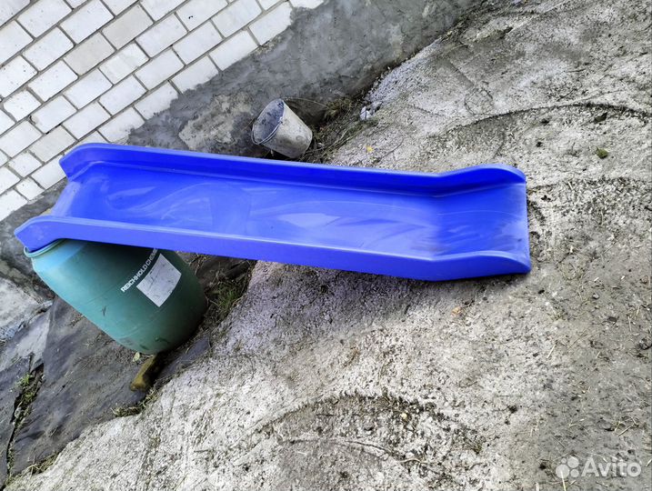 Детская горка пластиковая уличная