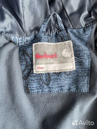 Демисезонная куртка на мальчика р-р 128