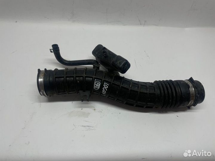 Патрубок воздушного фильтра Renault Logan L8