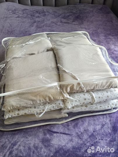 Комплект бортиков в кроватку, подушки