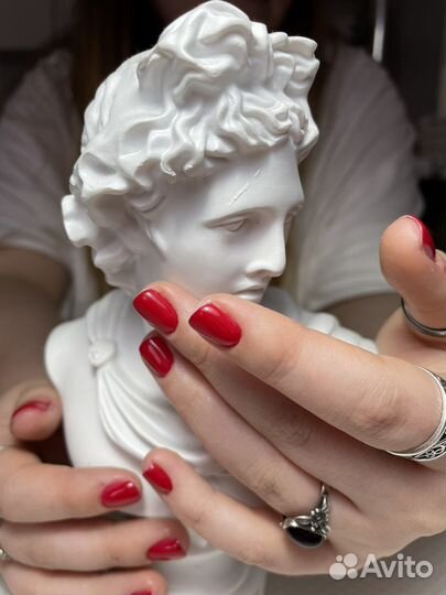 Маникюр на дому