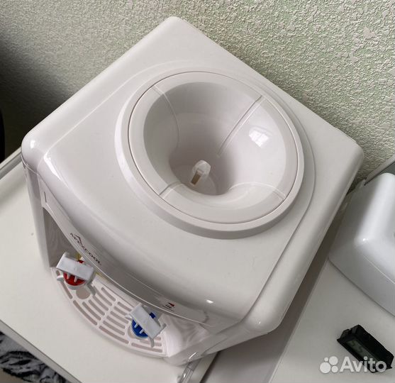 Кулер для воды бу