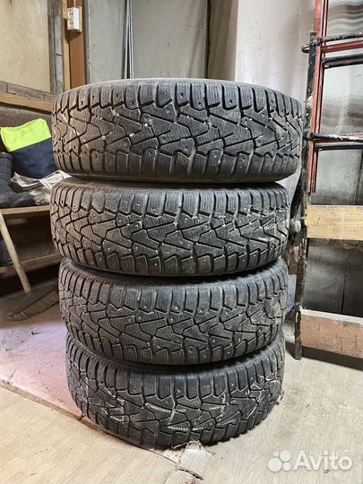 R15 Pirelli Ice Zero 185/65, PCD 5x98 DIA 10