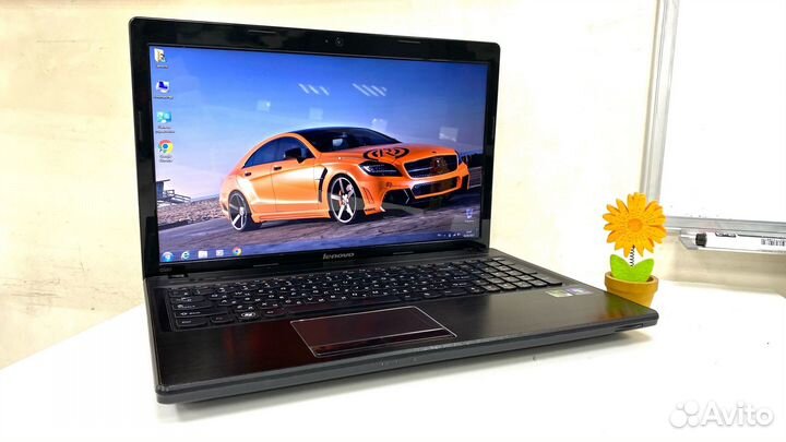 Ноутбук Lenovo для работы и игр Core i5/8Gb/SSD