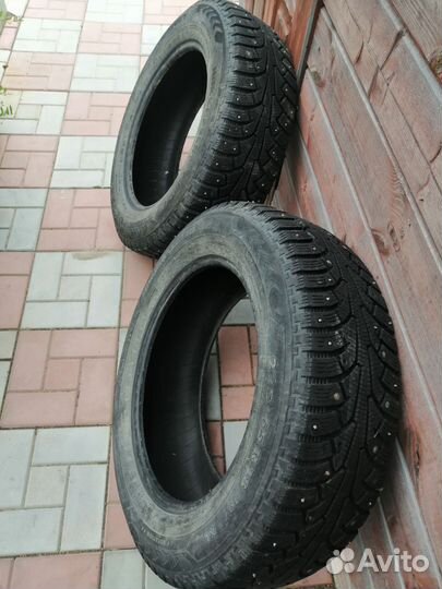Nokian Tyres Hakkapeliitta 5 SUV 225/65 R18 107T