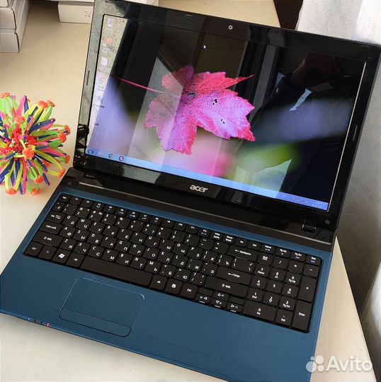 Ноутбук Acer/4ядра/новый аккум