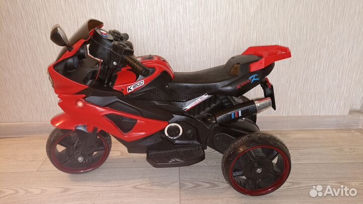 Детский электромобиль бу