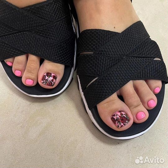 Маникюр,педикюр