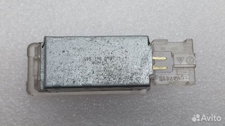 Плафон салонный Skoda Superb 3T ccza 2012