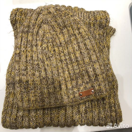 Шапка и снуд