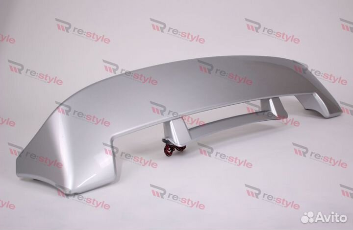 Спойлер Toyota Land Cruiser 100 U900