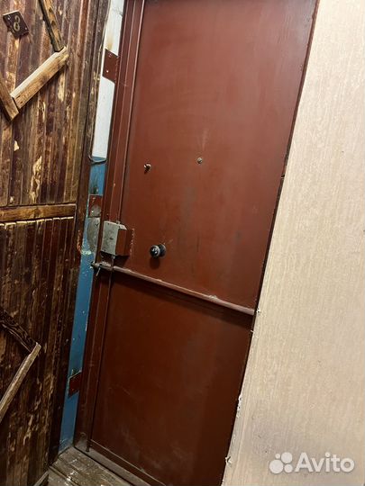 Дверь железная