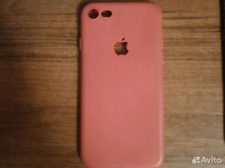 Чехол на iPhone 7