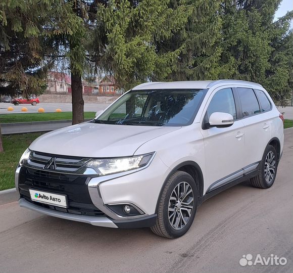 Mitsubishi Outlander 2.0 CVT, 2018, 69 800 км