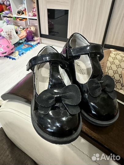 Босоножки для девочки