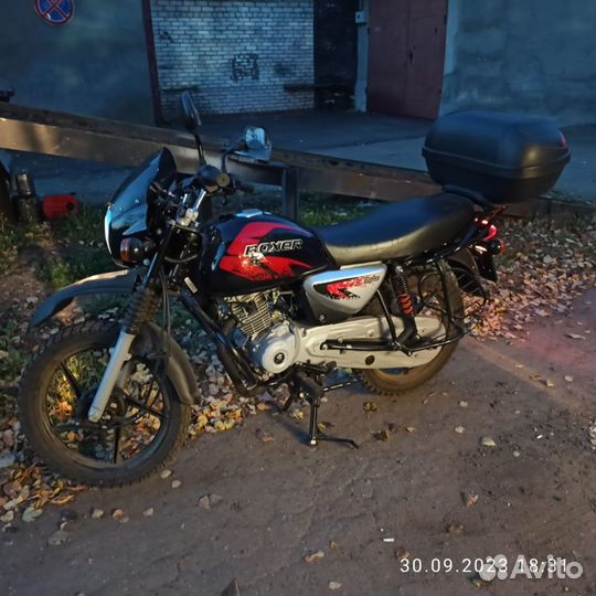 Bajaj boxer