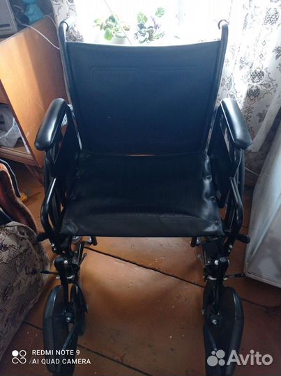 Инвалидная коляска
