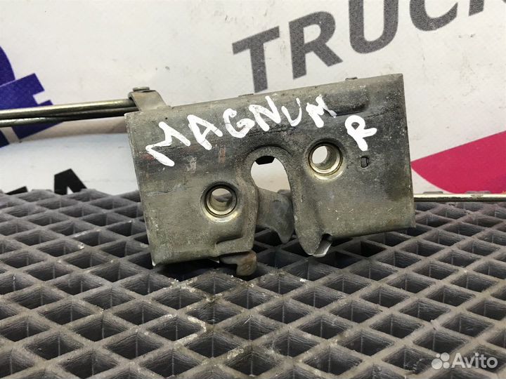 5000937867 Замок двери правой Renault Magnum