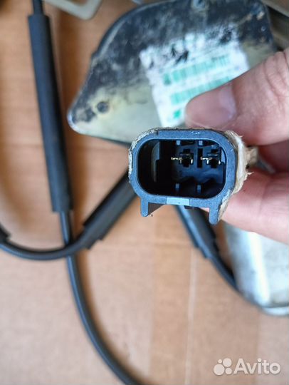 Механизм стеклоподьемников с моторчиком Калина 1