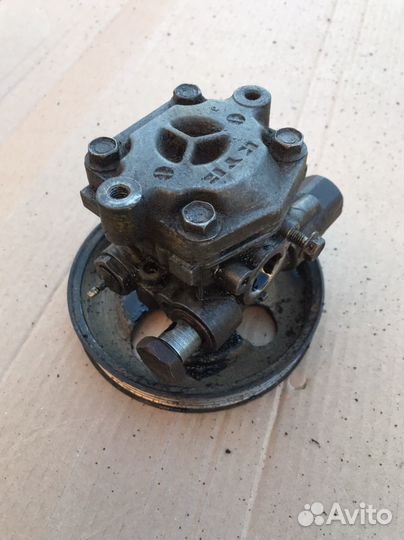 Насос гур mitsubishi galant 8