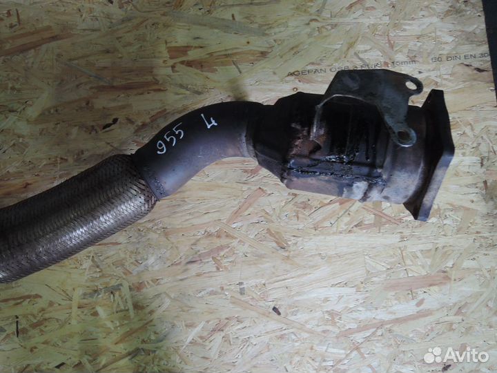 Приемная труба левая Porsche Cayenne 2003-2010