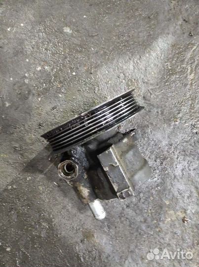 Гур Renault Symbol 1 2004