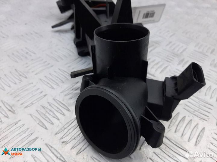 Воздуховод Volkswagen Jetta 6 2015 03C129617H