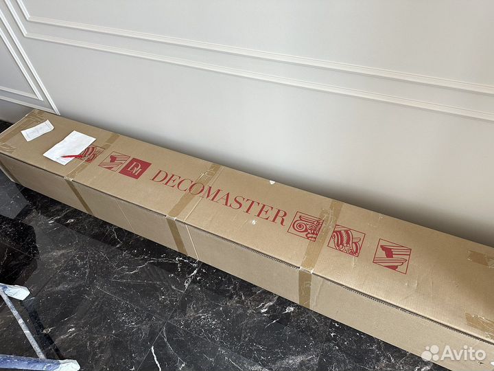 Потолочный плинтус гладкий Decomaster DP 217A