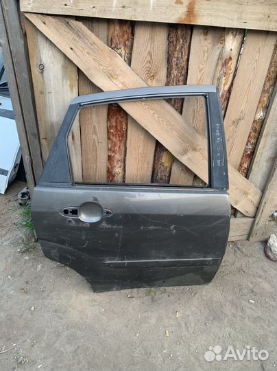 Дверь задняя правая ford focus 1