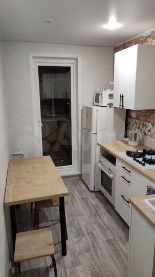 3-к. квартира, 60 м², 5/5 эт.