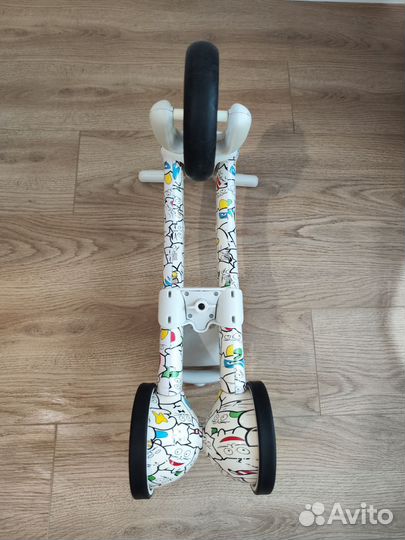 Трёхколёсный беговел каталка Chillafish